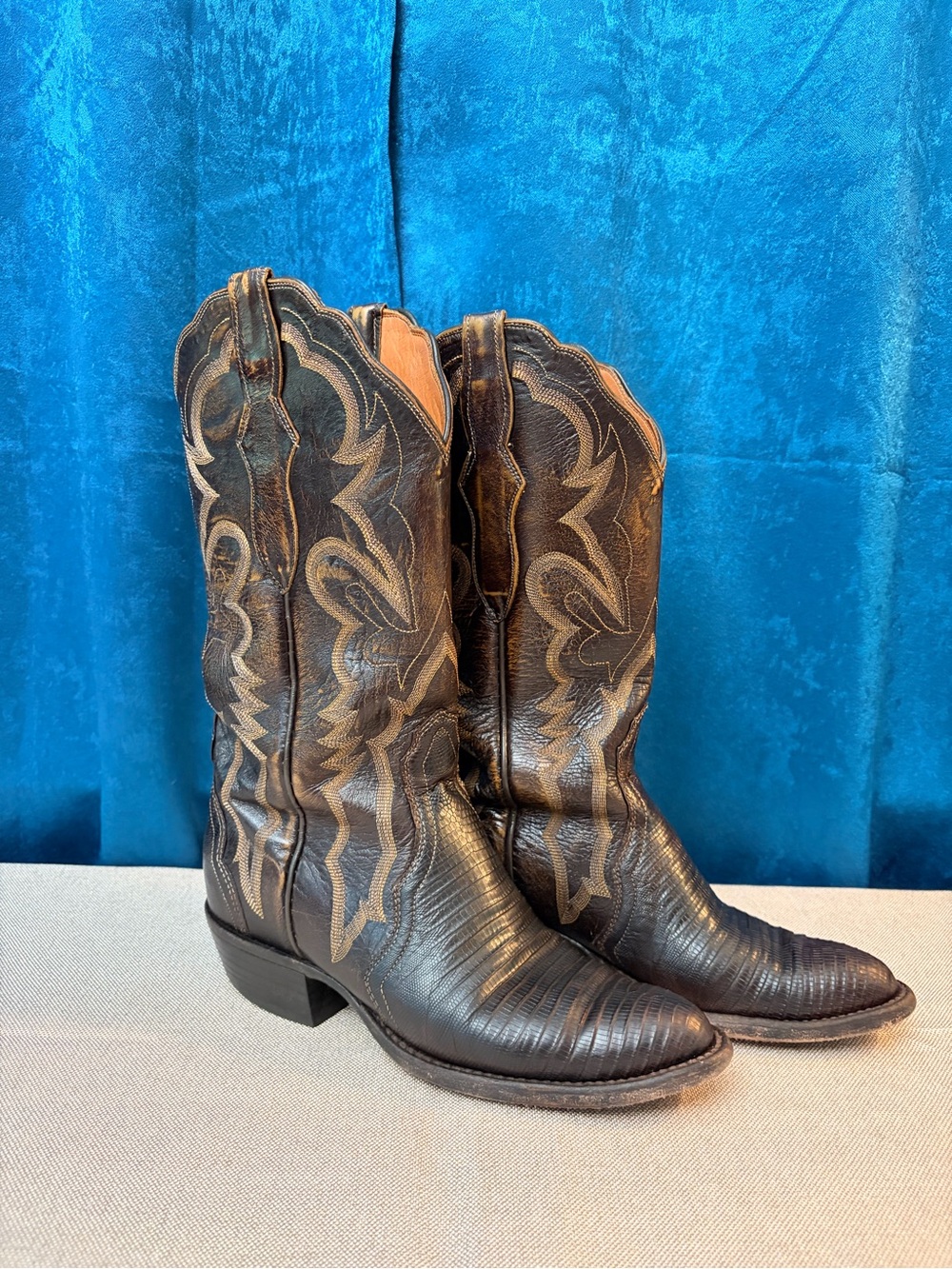 Luchese 2000 series brown Teju Lizard boots size 6B